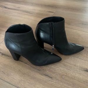 Marc Fisher Unno booties 6.5